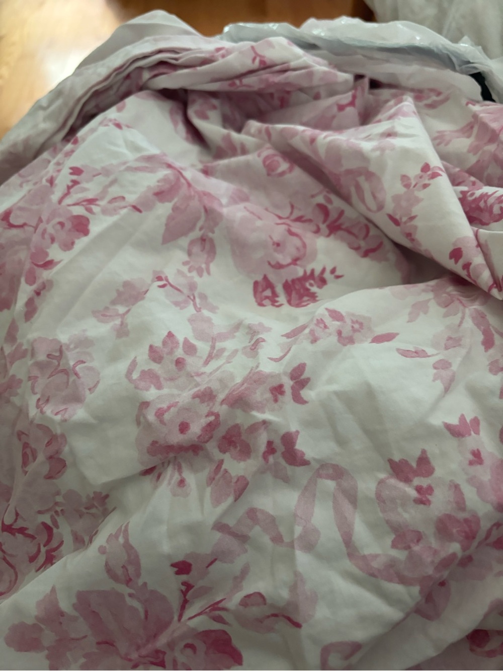 LoveShackFancy Twin XL (like new) sheets with Pink Floral Print